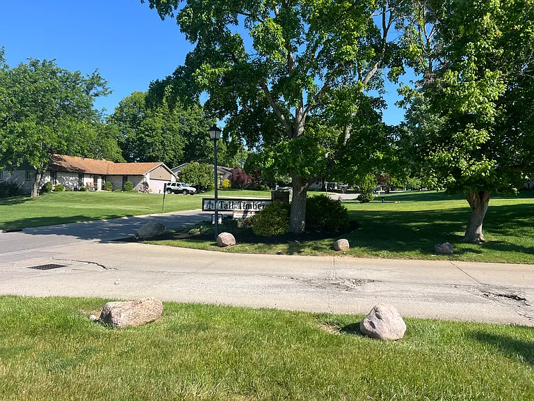 7977 Tall Timbers Dr — Photo 15