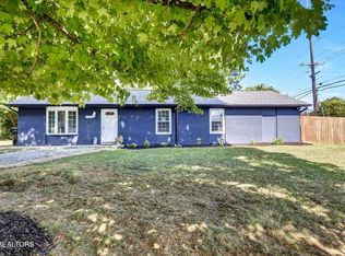 1145 Roswell Rd, Knoxville, TN 37923