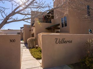 300 Camino De Los Marquez, Santa Fe, NM 87505