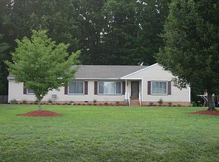 8663 Merry Oaks Ln, Toano, VA 23168