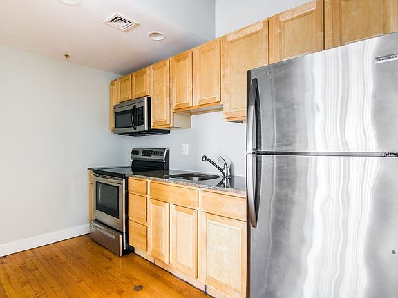2nd image of 26 Portland St #111