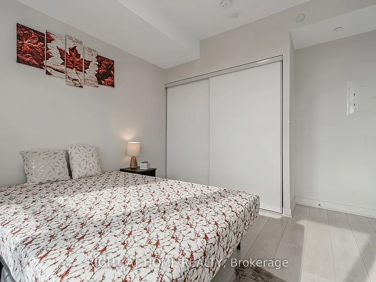 4655 Glen Erin Dr #206 — Photo 9