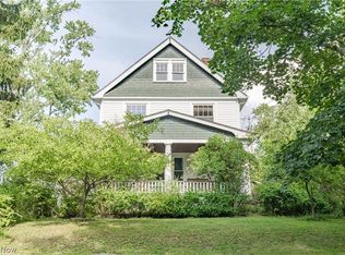 2661 Idlewood Rd, Cleveland Heights, OH 44118
