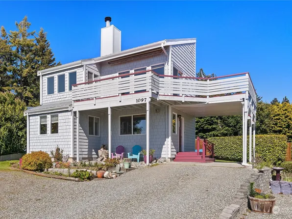 1097 Smart Court, Coupeville, WA 98239