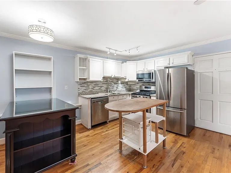 870 Glendale Ter NE #7 — Photo 13