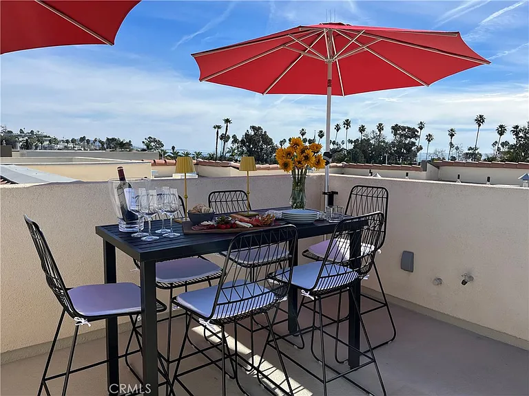 2869 Doheny Way — Photo 34
