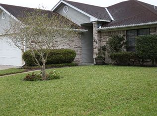 104 Wickerwood Dr, Victoria, TX 77901