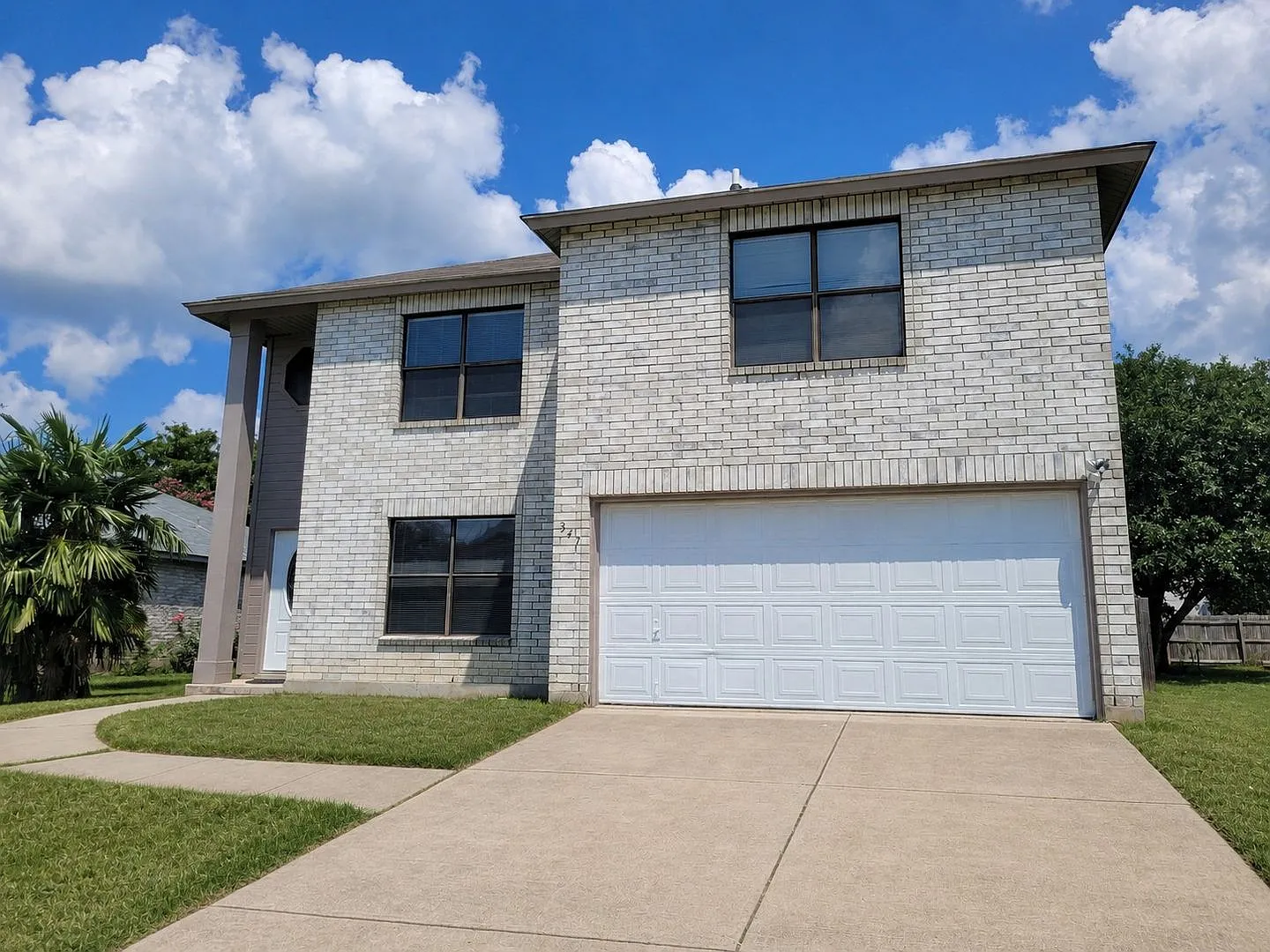 Beautiful Home with Spacious Living & Charming Details! — Photo 2