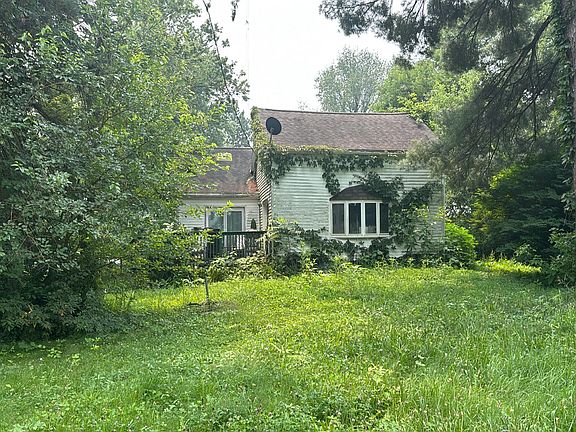 3rd image of 16737 9th Rd