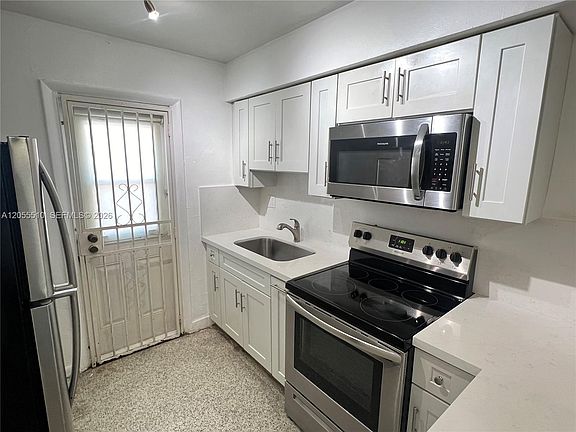 4th image of 1057 SW 7th St APT 1