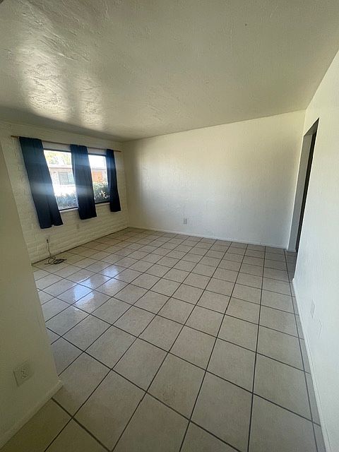 1st image of 3546 E Monte Vista Dr Unit A