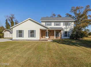 110 Wallace Rd, Beaufort, NC 28516