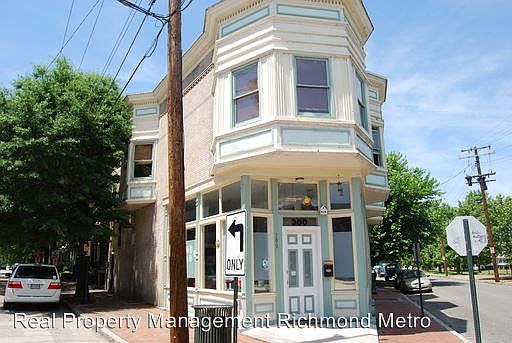 1st image of 300 W Clay St