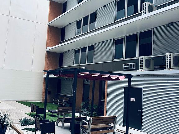 2nd image of 817 N Carancahua St #112