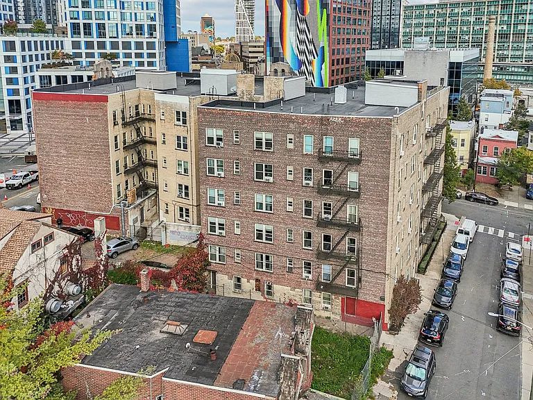 Magnolia Apartments — Photo 19