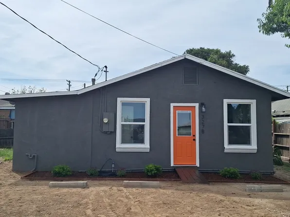 327 Hosmer Ave, Modesto, CA 95351