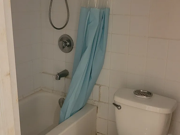 washroom#2 in basement