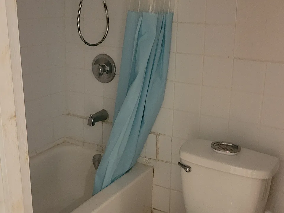 washroom#2 in basement