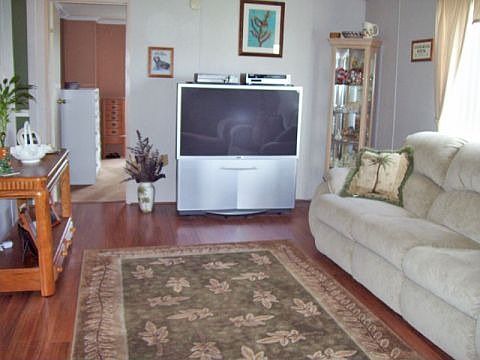 3rd image of 908 Sun Deck Way