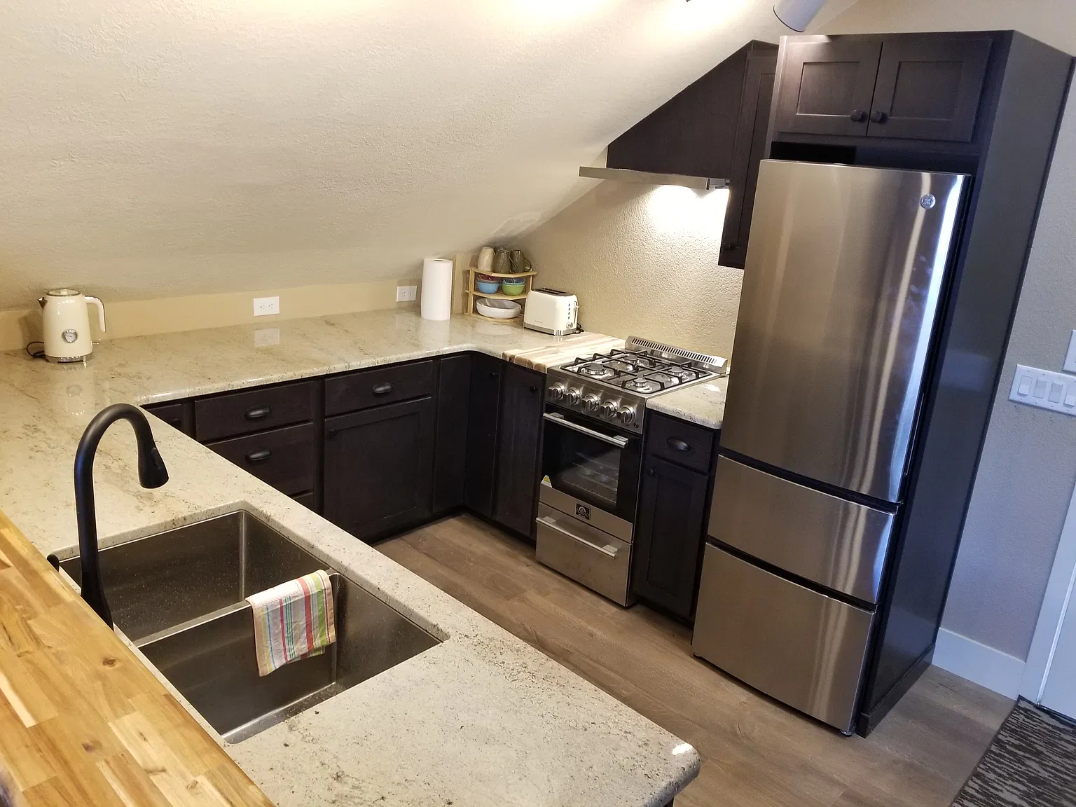 1 bed, 500 sqft, $1,300 — Photo 4