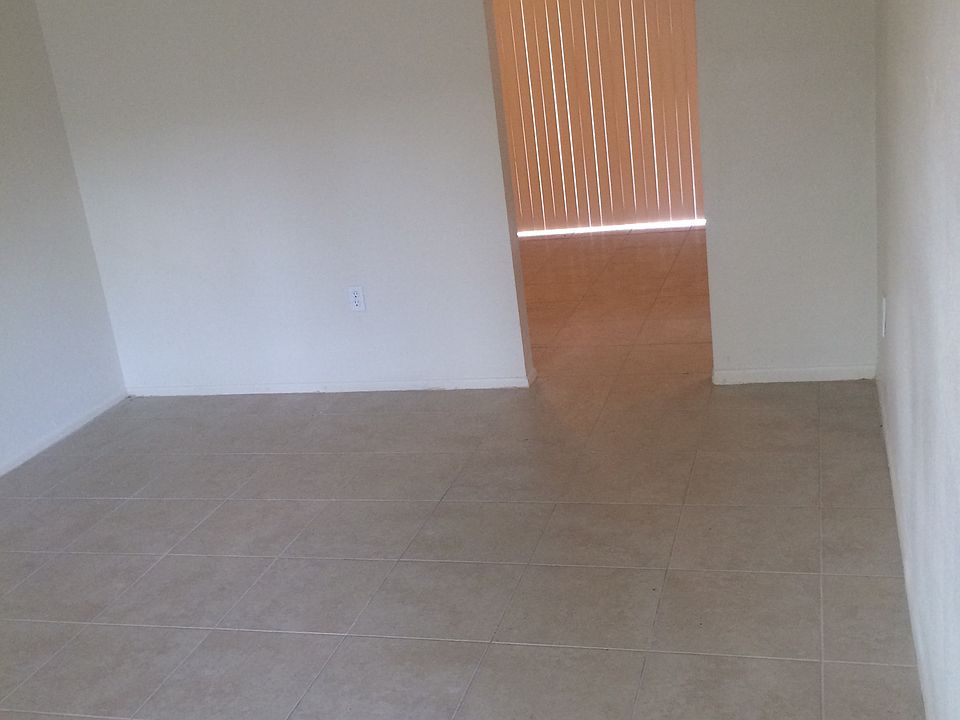 2nd image of 1800 3rd Ct SE APT D