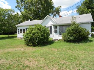 1915 Oldhams Rd, Hague, VA 22469