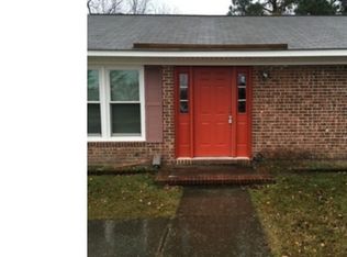 6501 Tannen Ct, Fayetteville, NC 28314