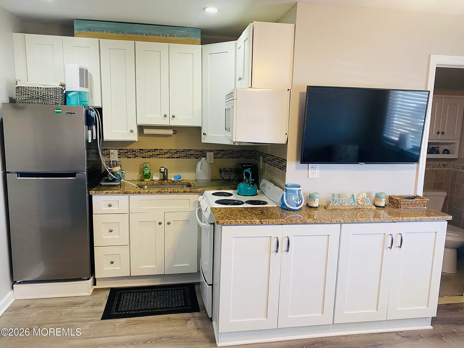 2 bed, 406 sqft, $1,800 — Photo 3