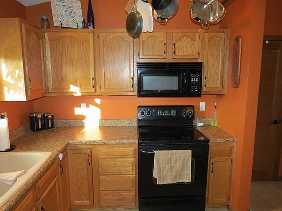 5th image of 532 Crockett Ct
