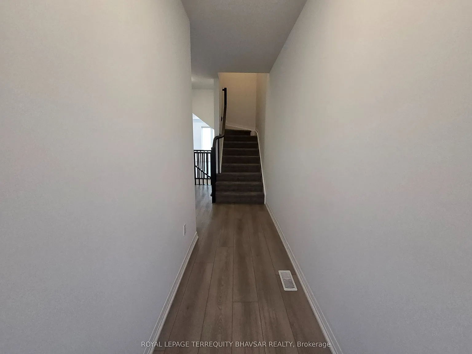 4 bed, $2,850 — Photo 3