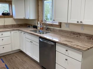 665 State Route 690, Moscow, PA 18444