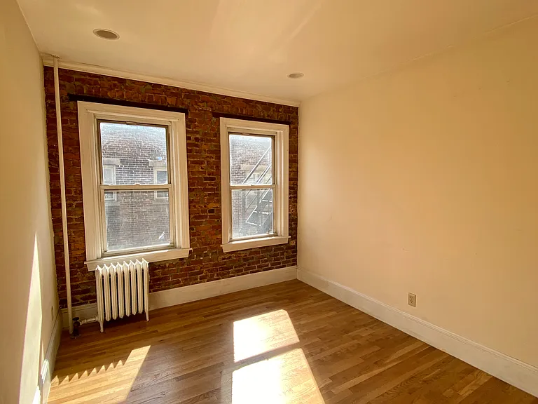 22 Hemenway St #1 — Photo 6