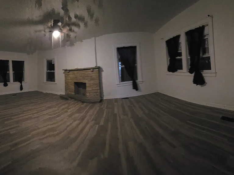 416 Elm St — Photo 3