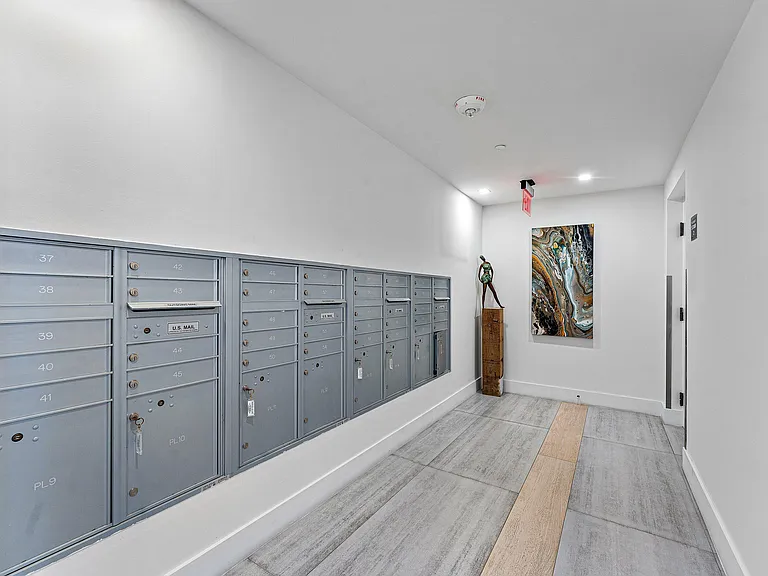 111 SE 1st Ave #406 — Photo 38