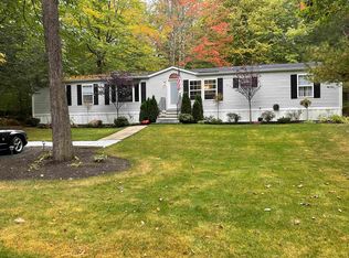 2 Kenyann Dr, Wolfeboro, NH 03894