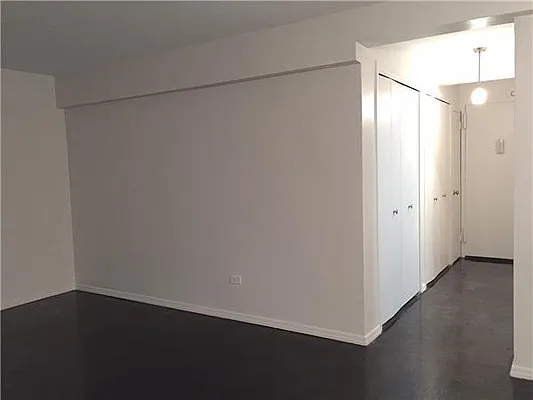 Rented by R New York | media 10