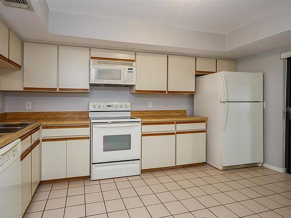 4th image of 1055 Kensington Park Dr Unit 713