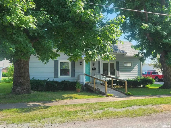 701 Taffee St, Pinckneyville, IL 62274