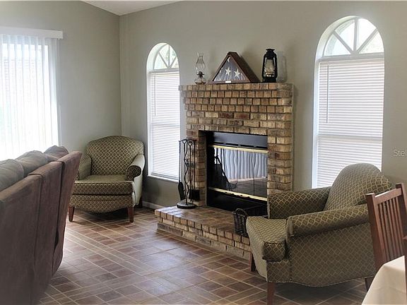 4th image of 1043 Brielle Ave