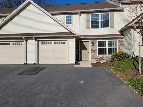 35 Maize Cir, Elizabethtown, PA 17022
