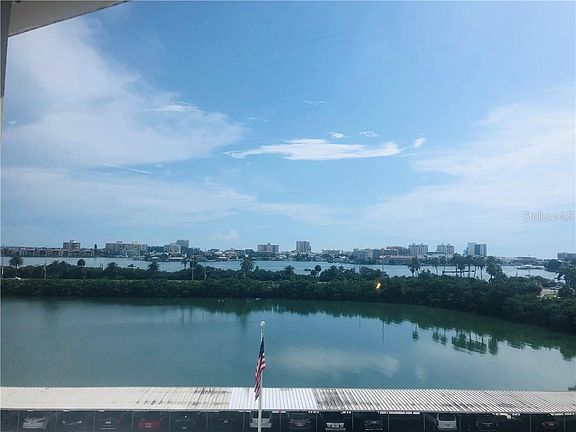 5th image of 31 Island Way APT 405