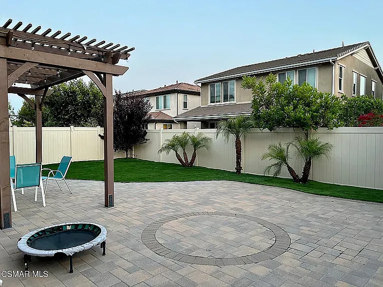 676 Rio Grande Way — Photo 21