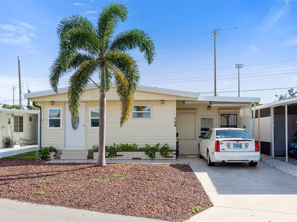 764 N Green Cir, Venice, FL 34285