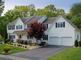 11 Terrell Farms Way, Wallingford, CT 06492
