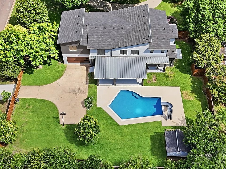 1st image of 13693 Peyton Dr