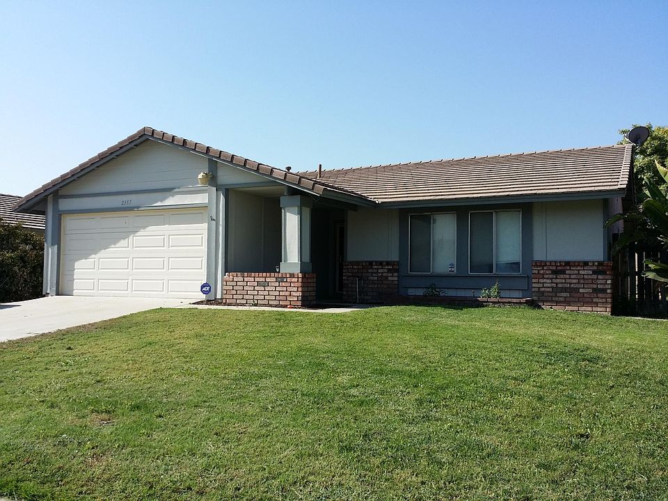 1st image of 2357 La Salle Ave