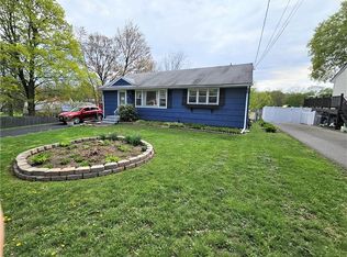 28 Sherman Dr, Newburgh, NY 12550