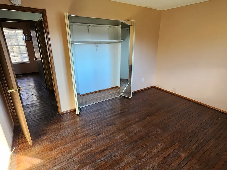 9547 Winkler Dr — Photo 9