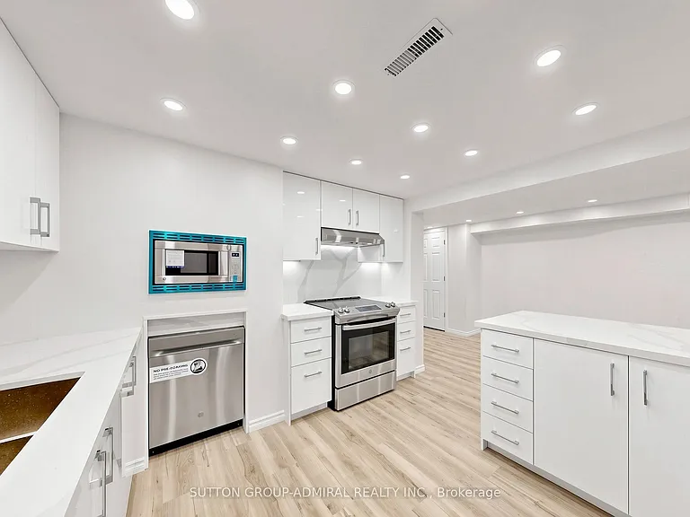 27 Patricia Dr — Photo 30
