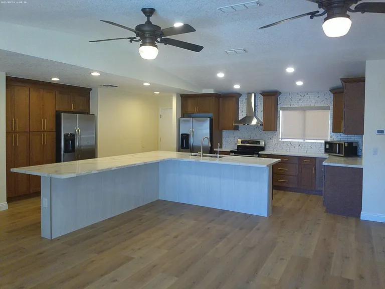 2410 Baron Dr — Photo 11